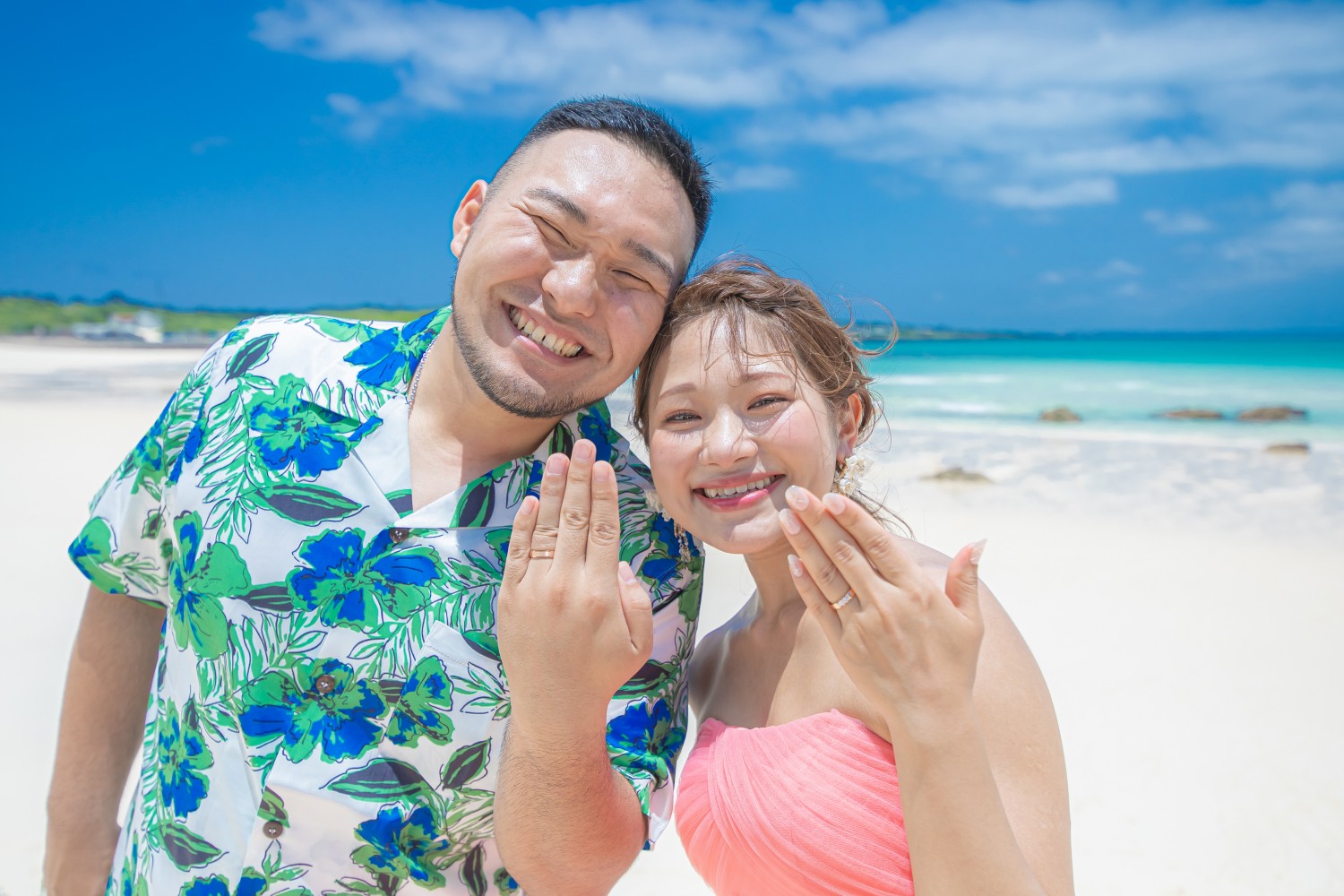 「結婚しました！！！」 渡口の浜(宮古島市)