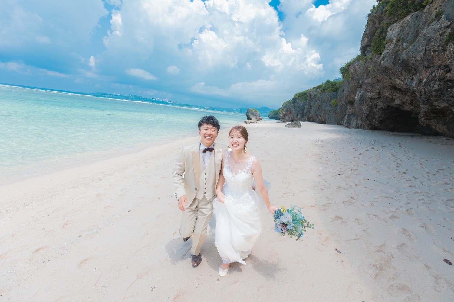 「Just be yourself,Have fun」 瀬底ビーチ(本部町)