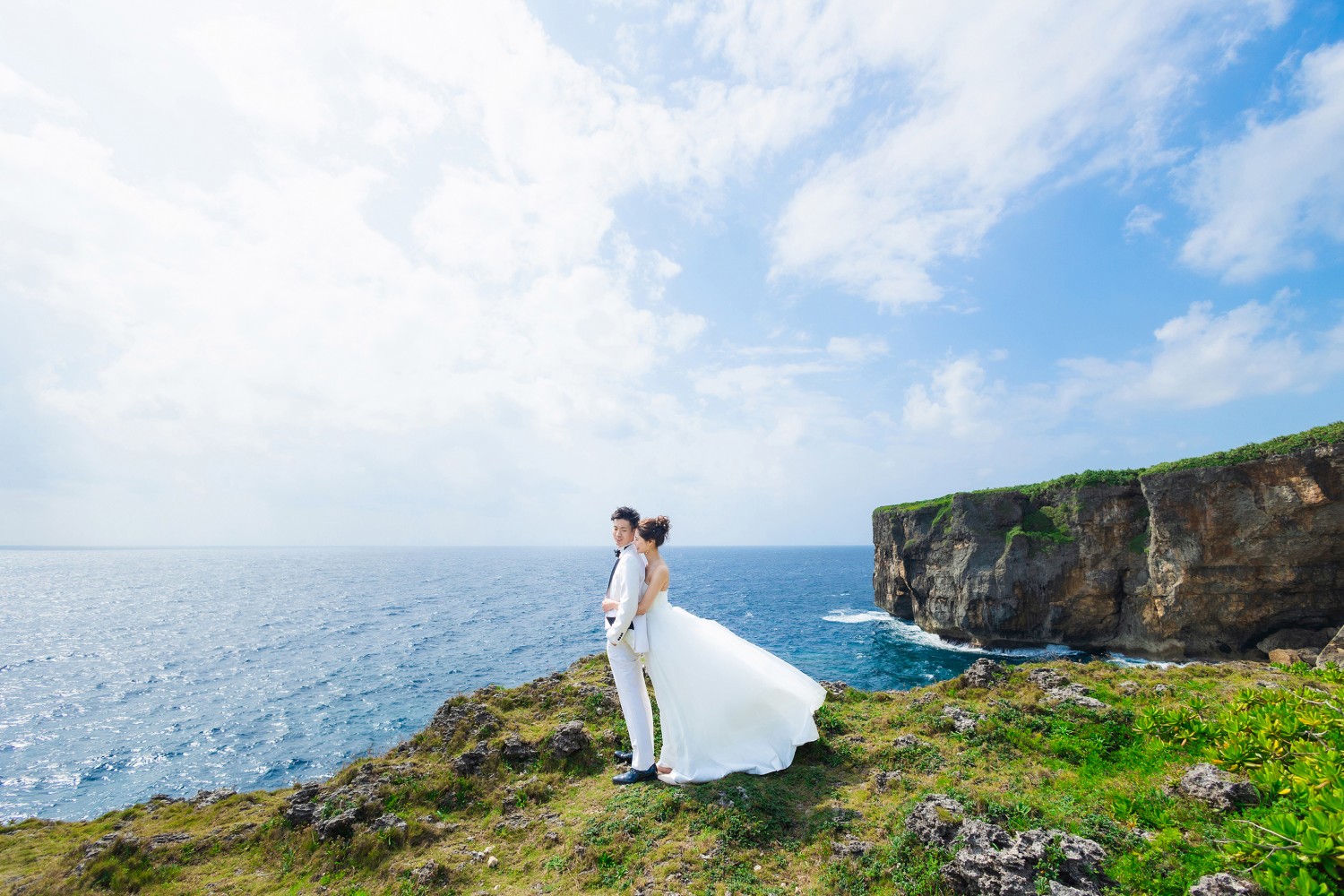 「大自然の中二人で」 潮汲場(宮古島市)