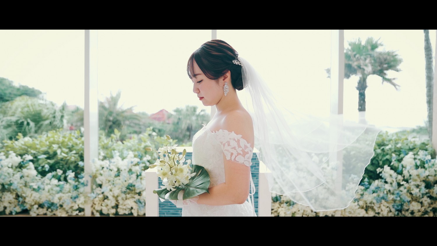 「それぞれの絆」 シギラミラージュ ベイサイドチャペル、シギラビーチ(宮古島市)