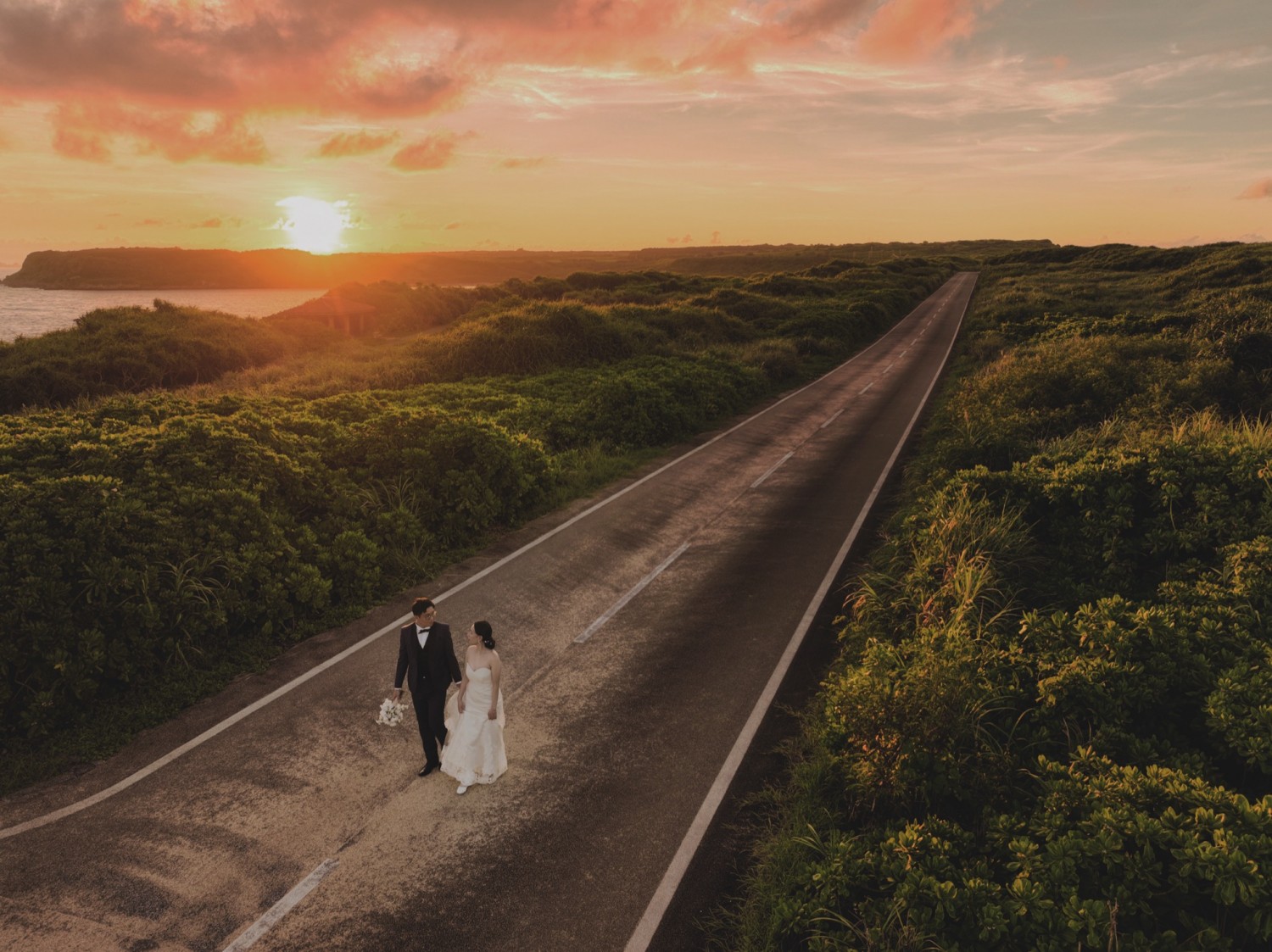 「歩いてきた道」 東平安名崎(宮古島市)