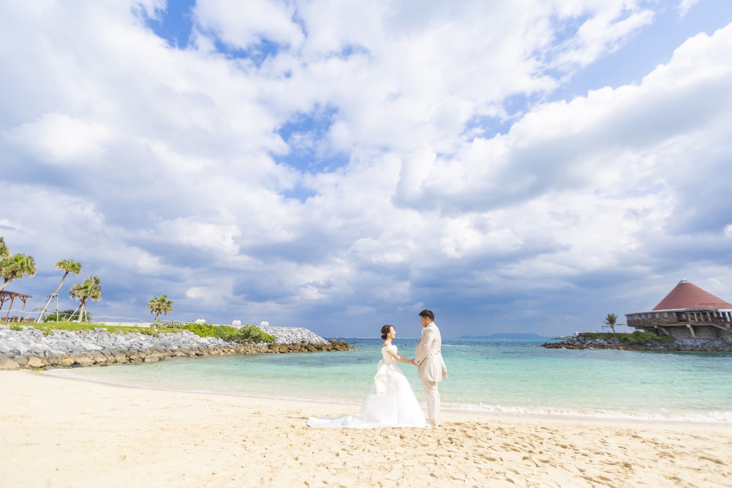 「沖縄の空の下」 リベーラ教会(恩納村)