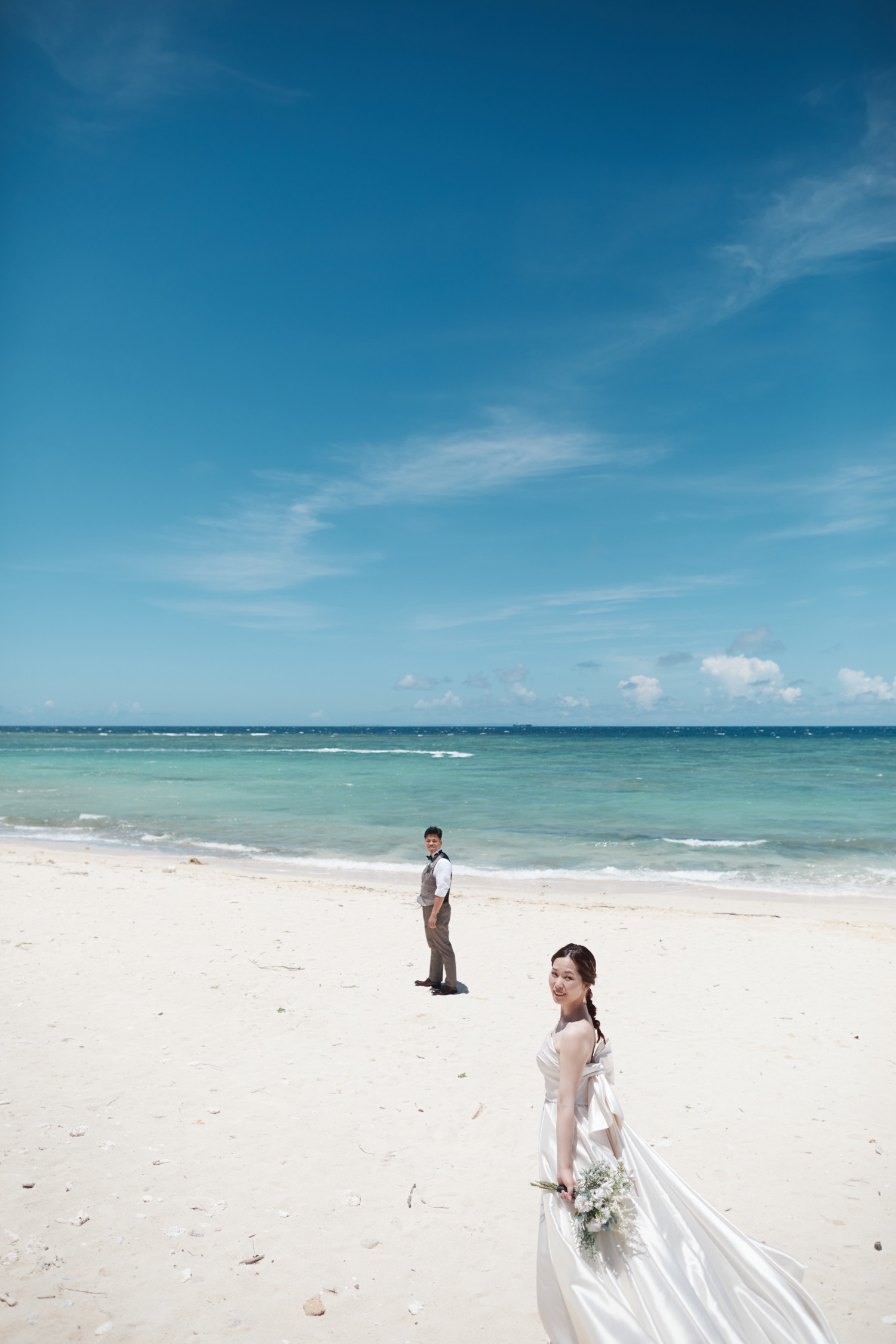「波音」 ラソールガーデン・アリビラクリスティア教会(読谷村)(読谷村)