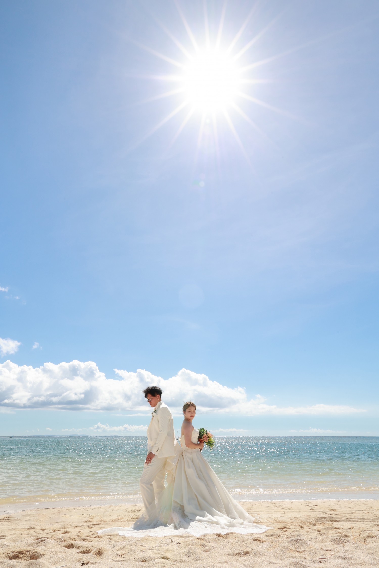 「陽の祝福」 アラハビーチ(北谷町)