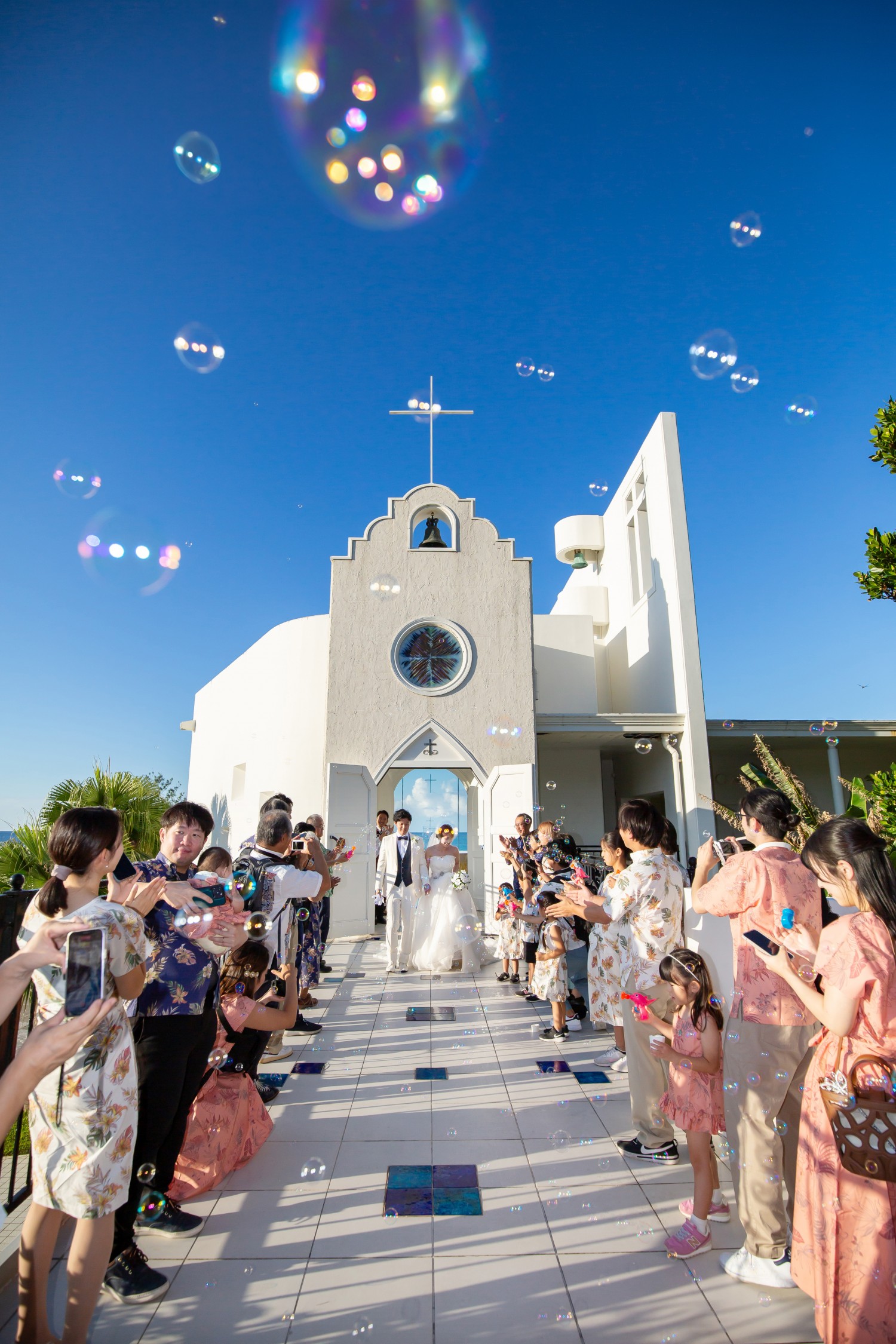 「どっちもキラキラ」 ルネッサンスリベーラ教会(恩納村)