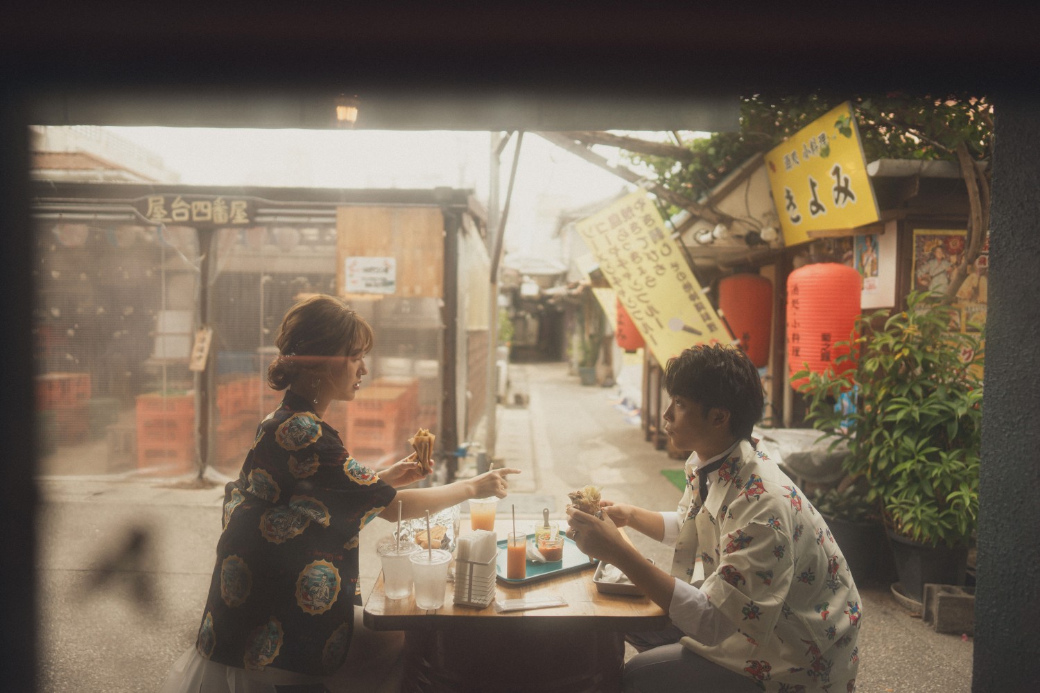 「食べたいものを食べたいところで」 栄町(那覇市)