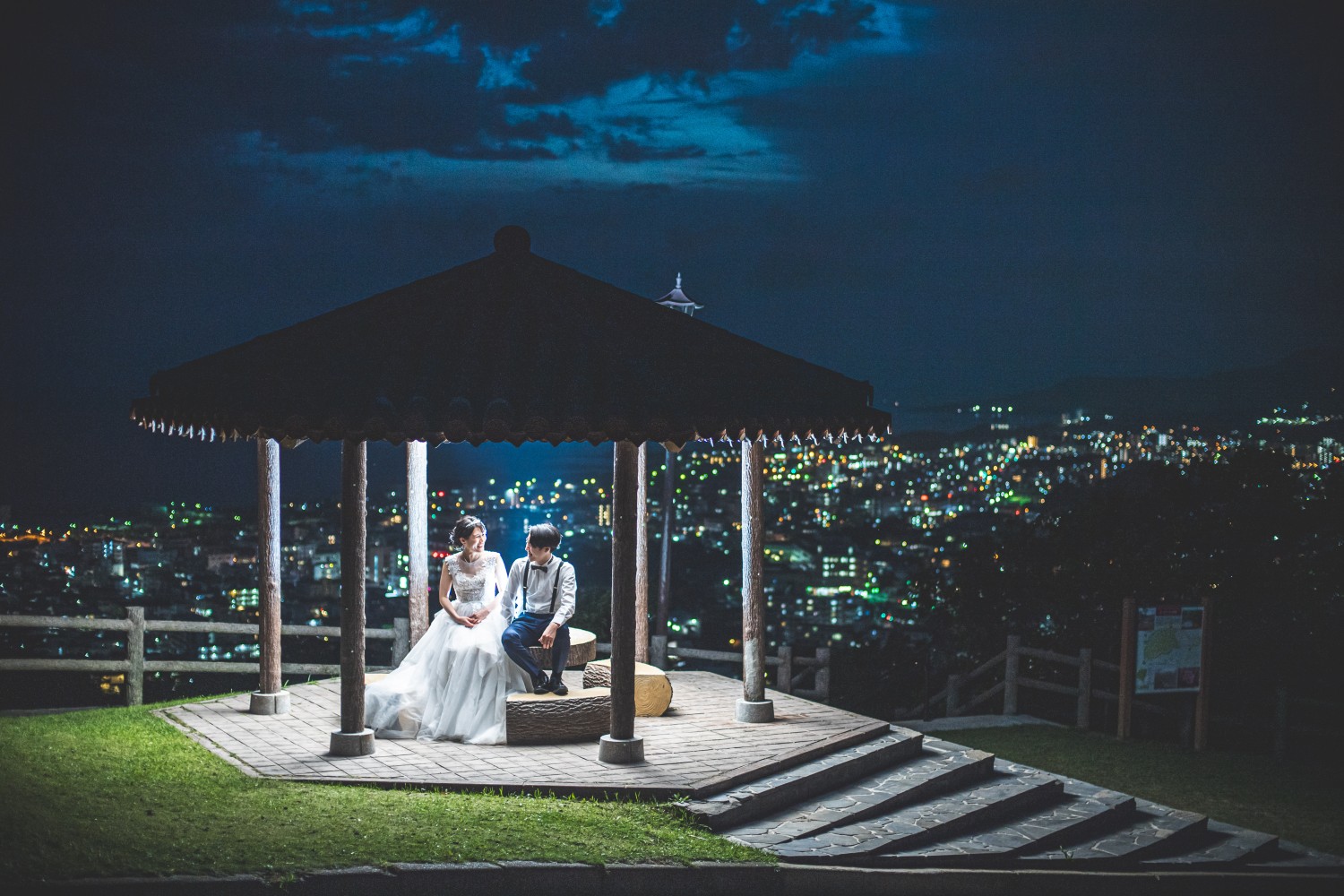 「名護の夜景」 名護中央公園(名護市)