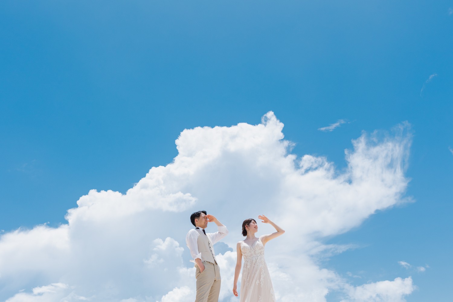「ふたりの夏、ポカリな空。」 瀬底ビーチ(本部町)