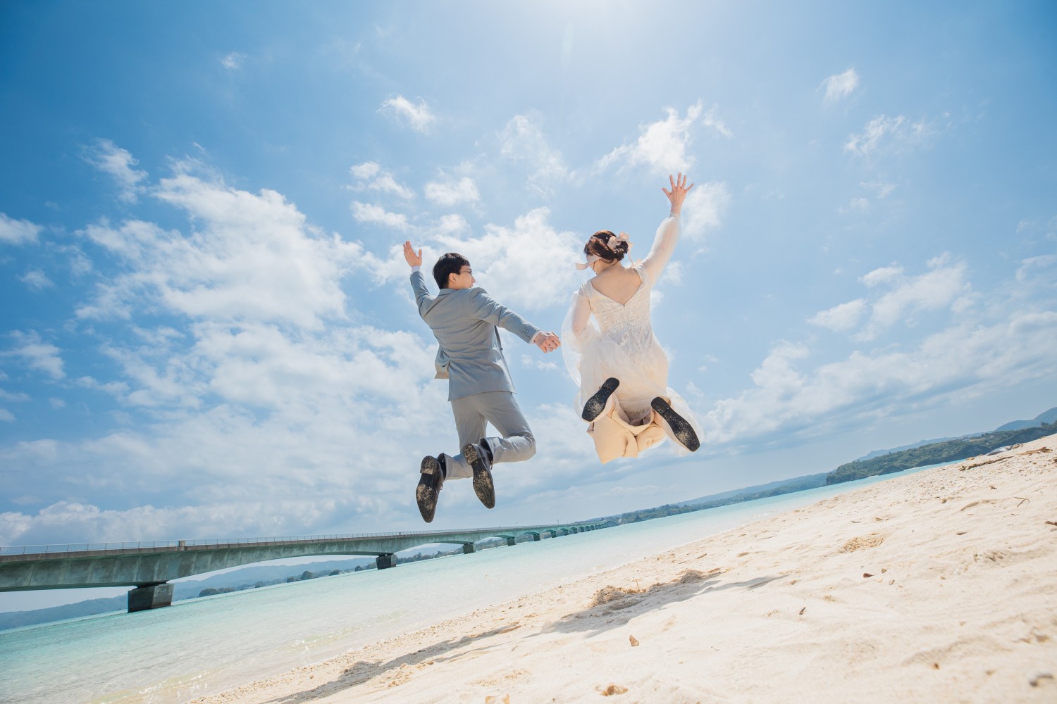 「High Jump」 古宇利島ビーチ(今帰仁村)