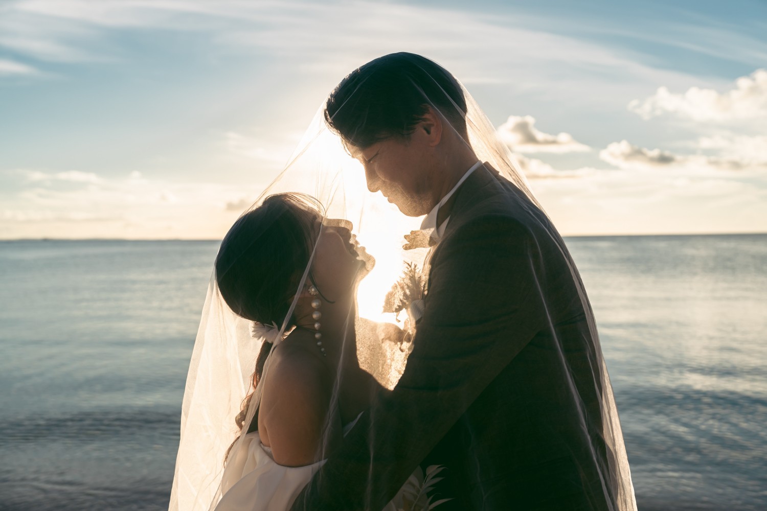 「暖」 アラハビーチ(北谷町)