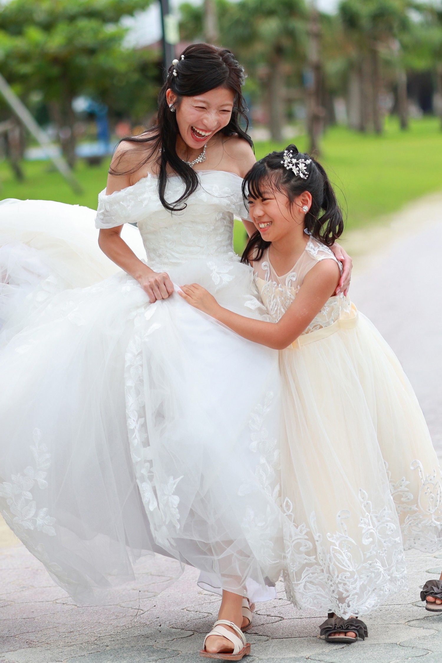 「未来を抱きしめて」 アラハビーチ(北谷町)