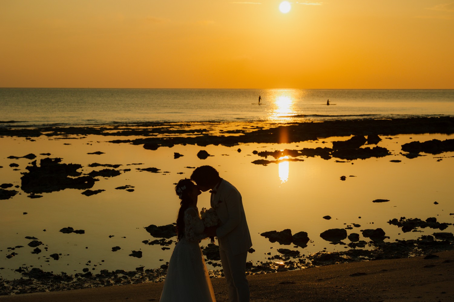 「Until the waves turn gold.」 与那覇前浜(宮古島市)