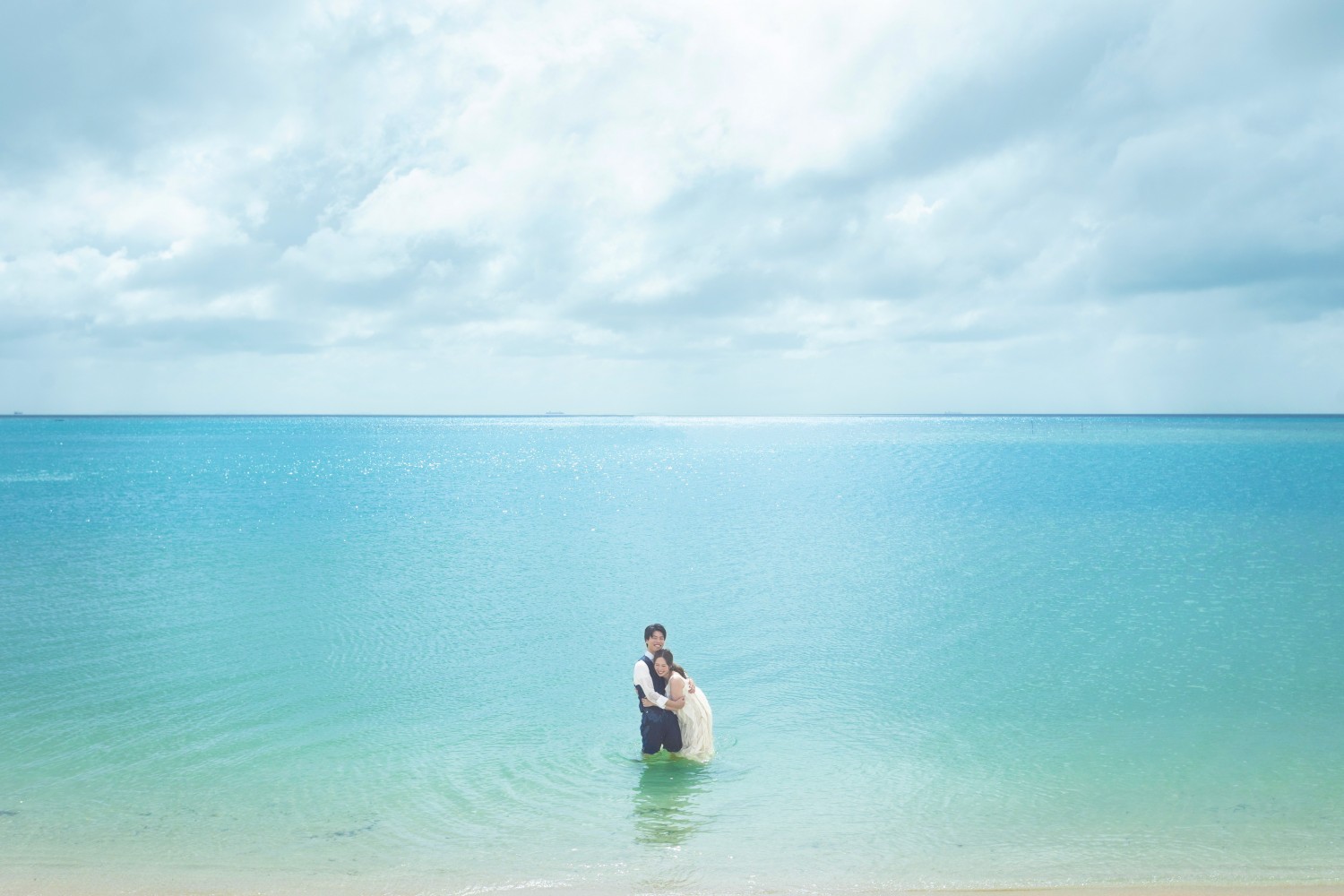 「Just you and me」 アラハビーチ(北谷町)