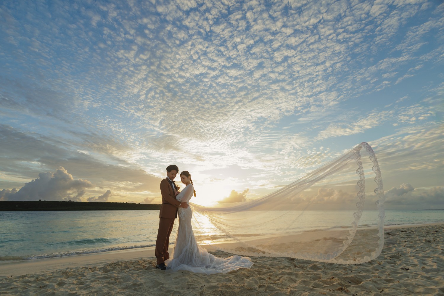 「夕焼け空に広がるヴェール」 与那覇前浜ビーチ(宮古島市)