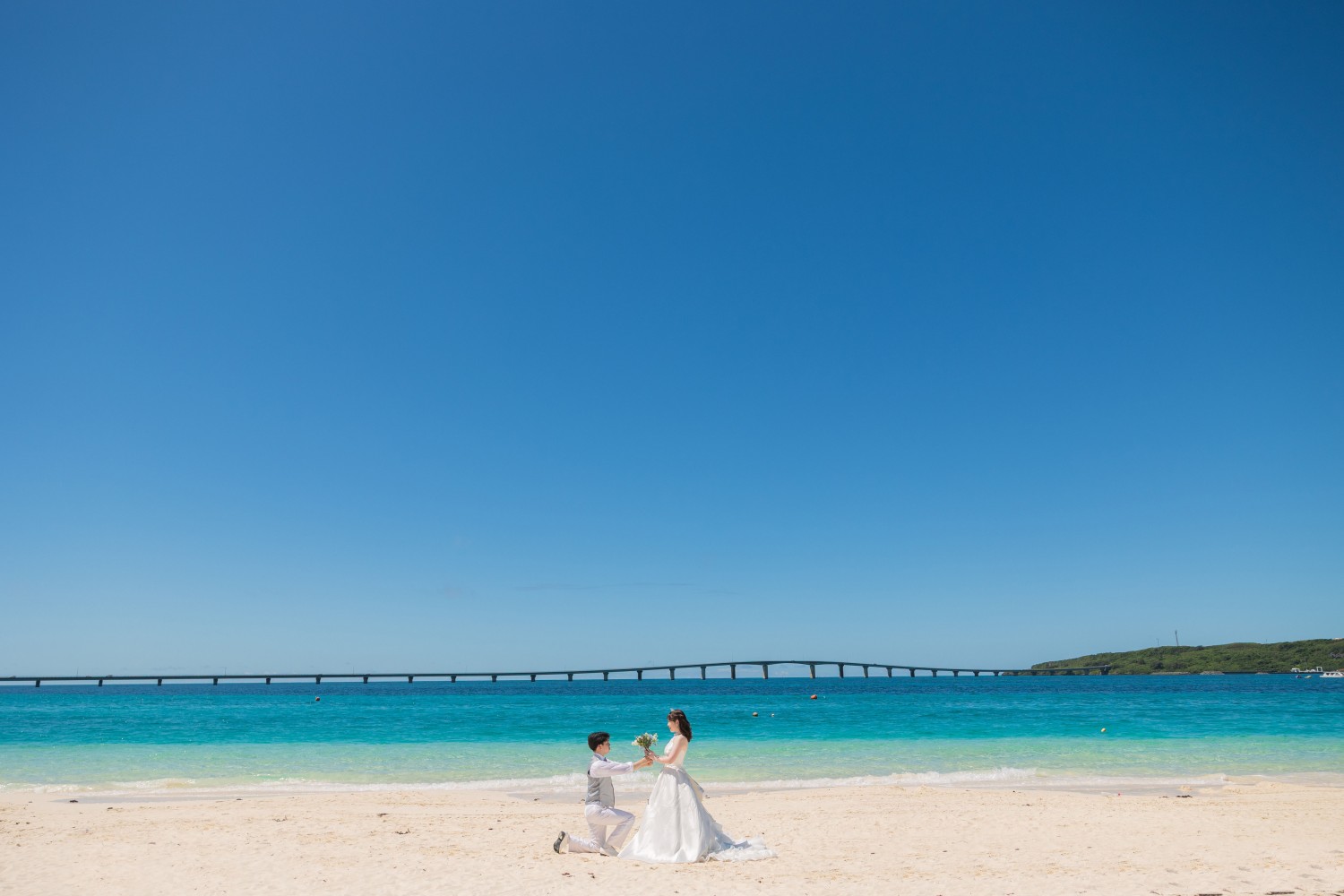 「青」 与那覇前浜ビーチ(宮古島市)